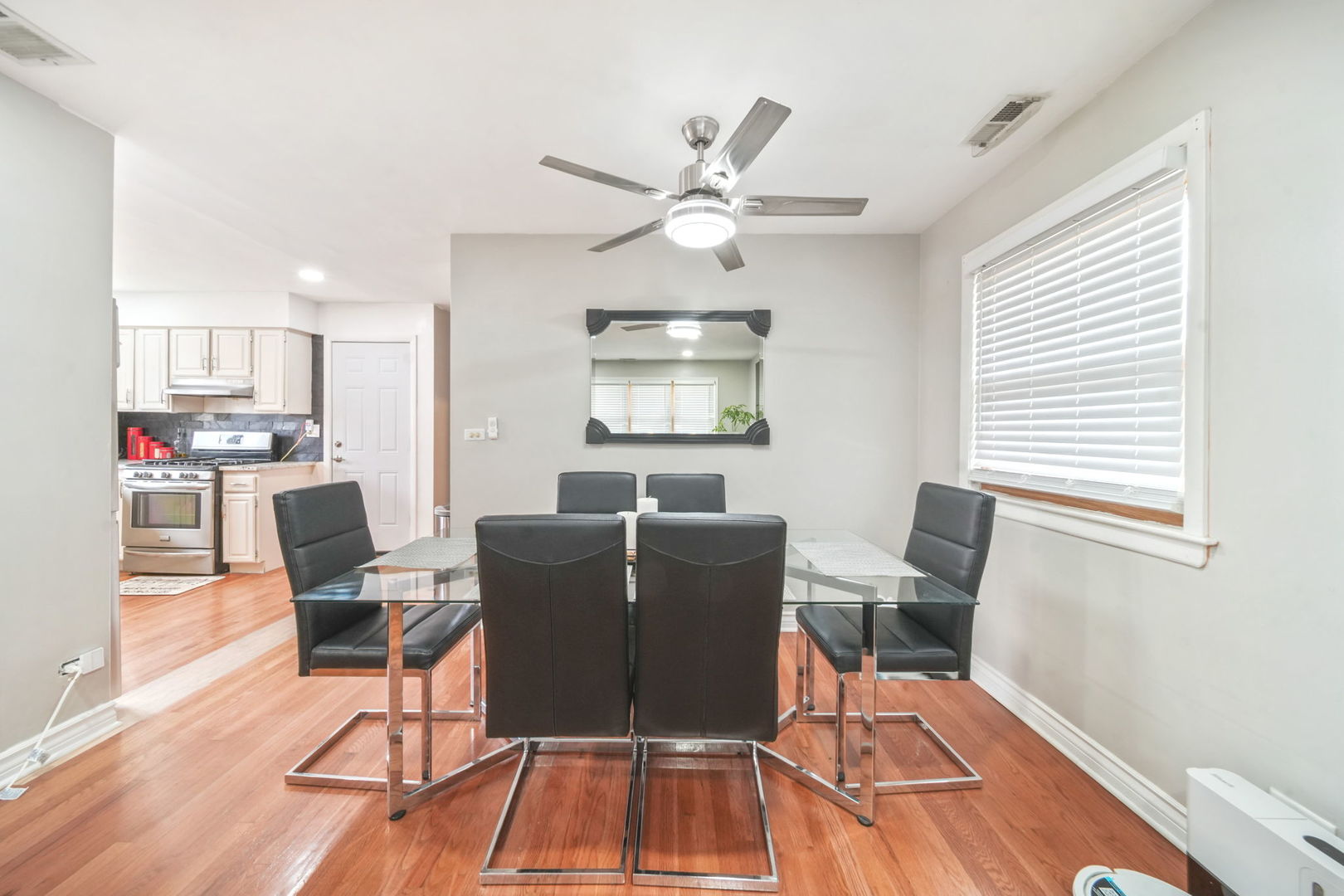 7235 Park Avenue, Summit, IL 60501