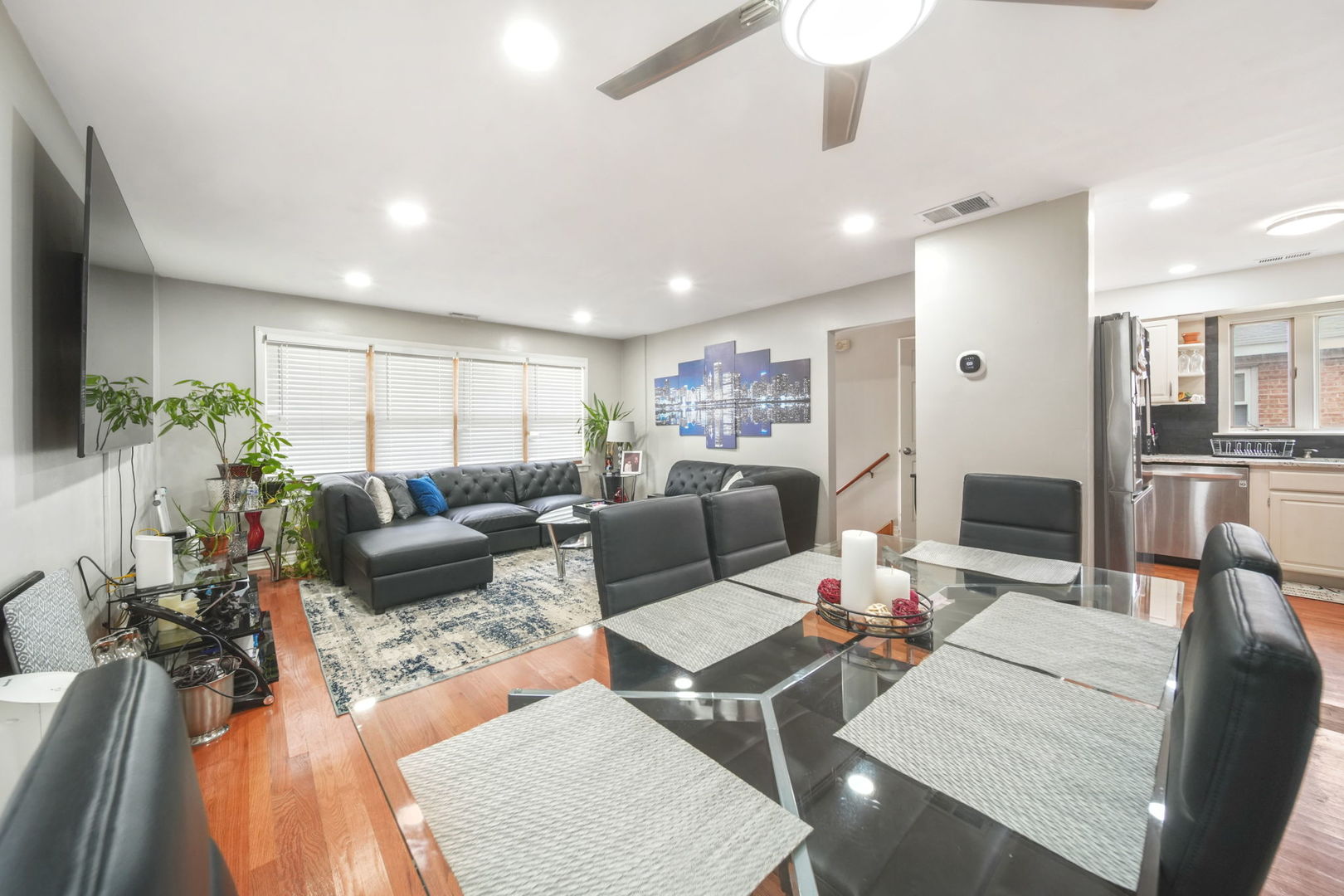 7235 Park Avenue, Summit, IL 60501