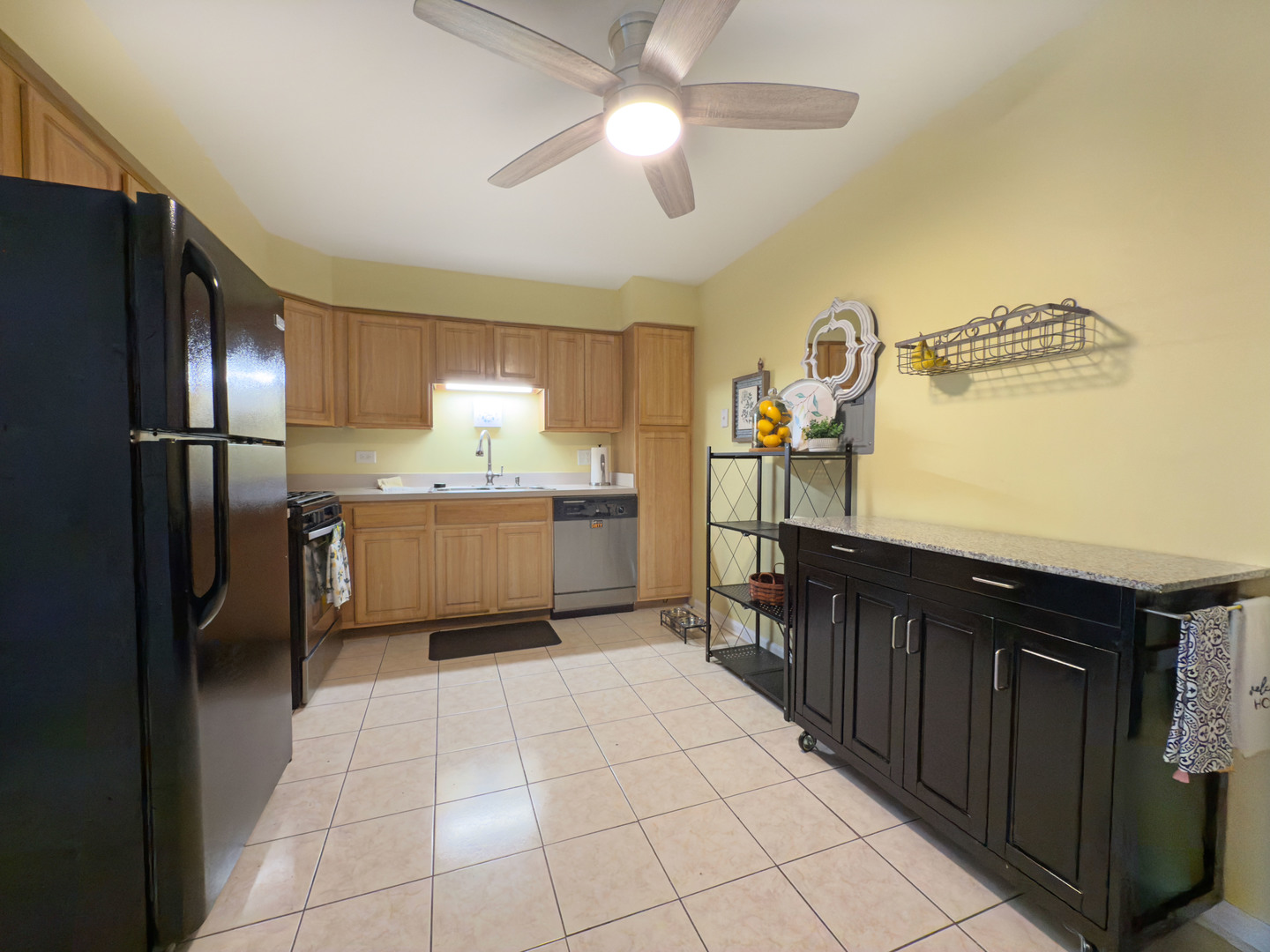 1313 S Rebecca Road #118, Lombard, IL 60148