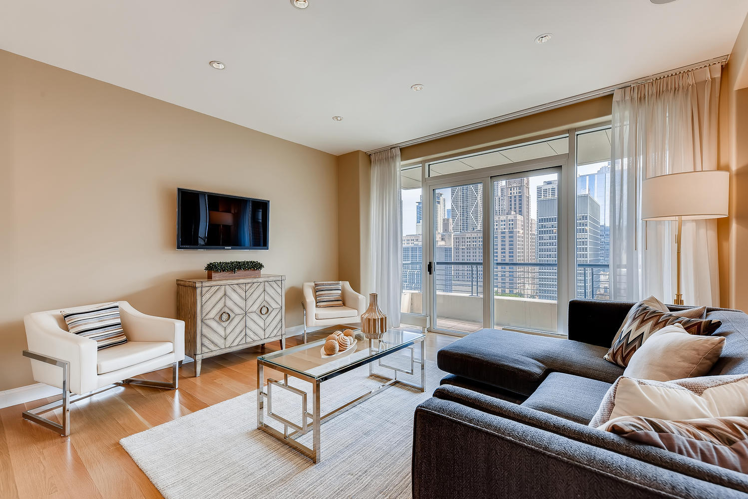 270 E Pearson Street #1402, Chicago, IL 60611