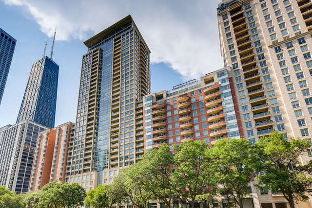 270 E Pearson Street #1402, Chicago, IL 60611
