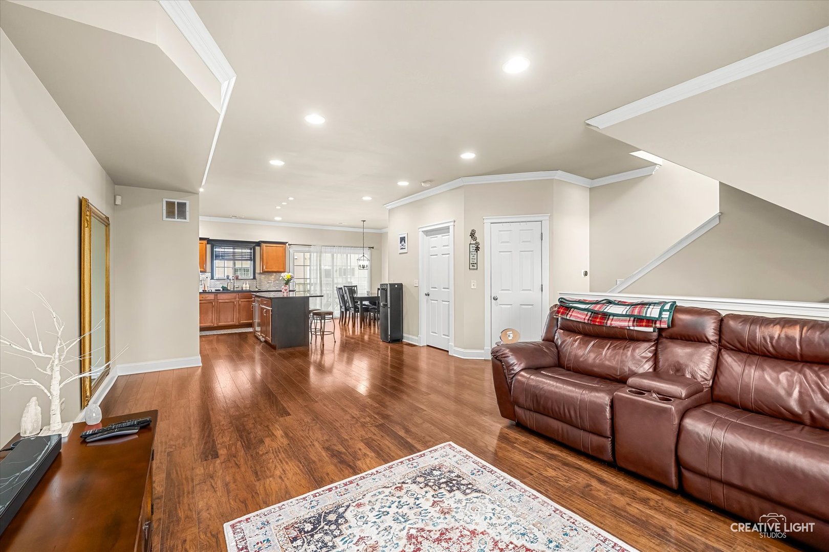 337 Lakeshore Drive, Oswego, IL 60543