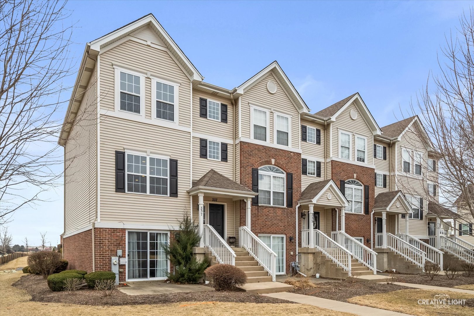 337 Lakeshore Drive, Oswego, IL 60543