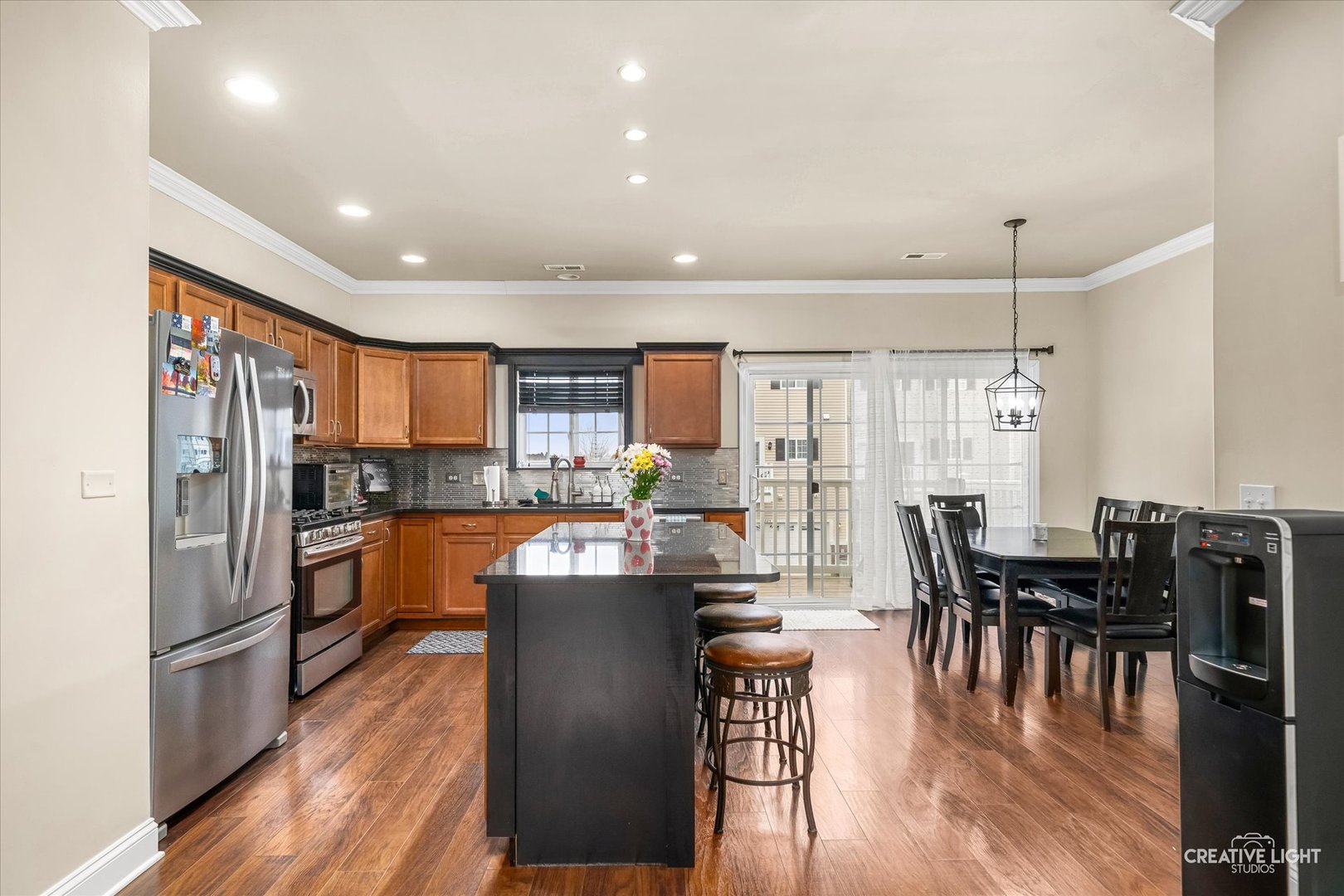 337 Lakeshore Drive, Oswego, IL 60543