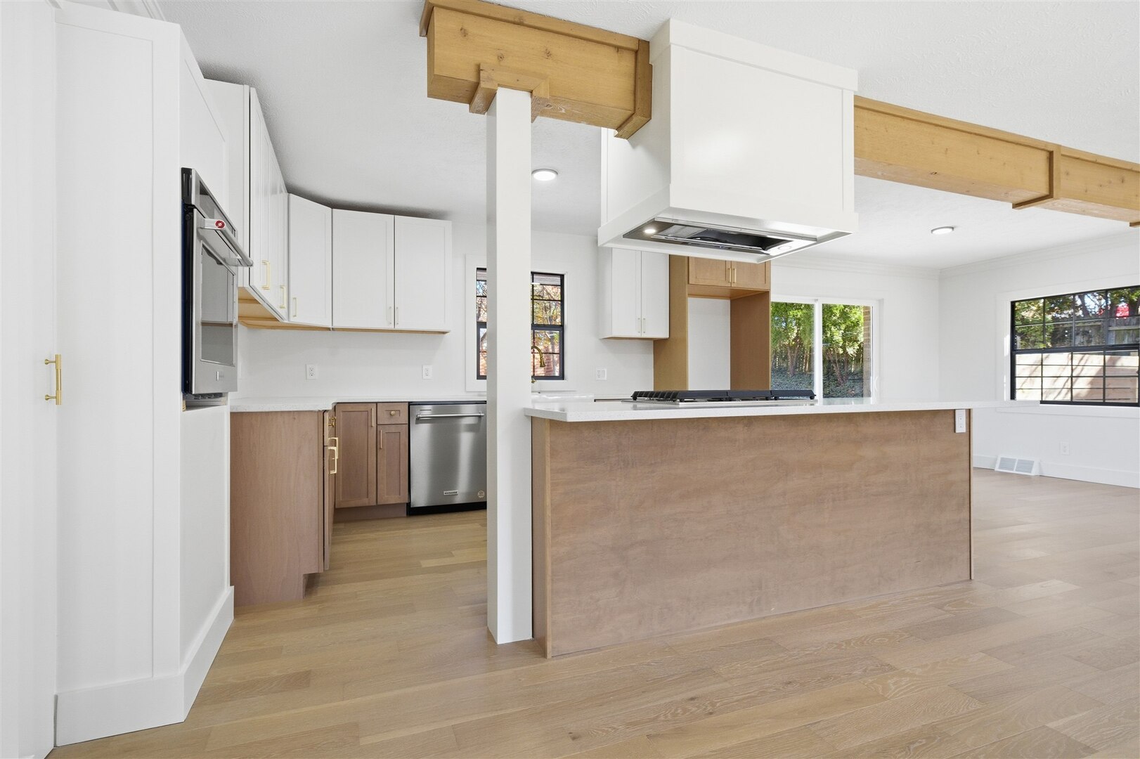 204 Parkview Drive, Bloomington, IL 61701