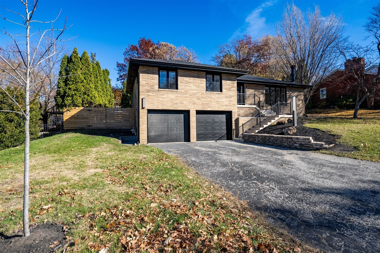 204 Parkview Drive, Bloomington, IL 61701