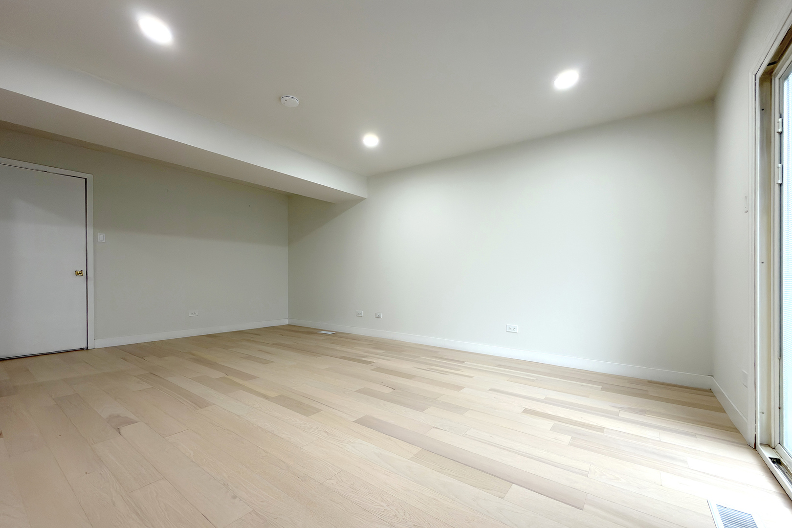 1703 N Burning Bush Lane, Mount Prospect, IL 60056