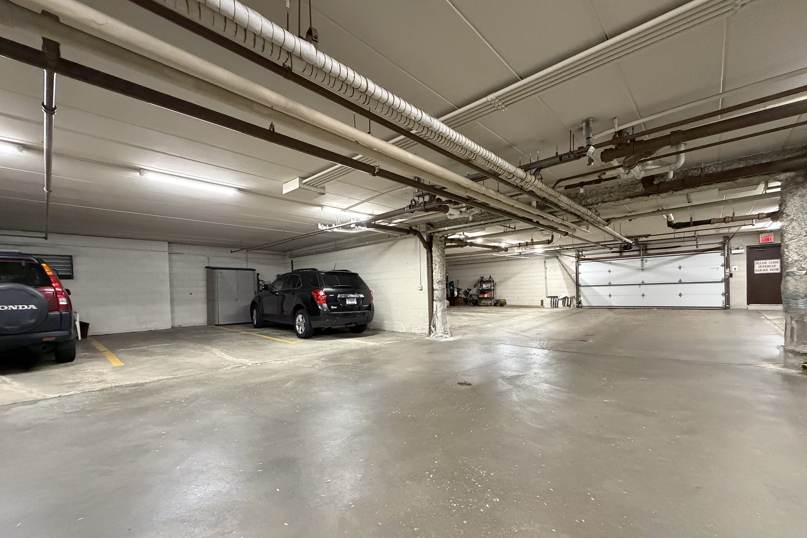 1365 Ashland Avenue #302, Des Plaines, IL 60016