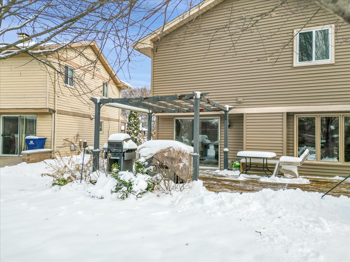 1537 LIGHTHOUSE Drive, Naperville, IL 60565