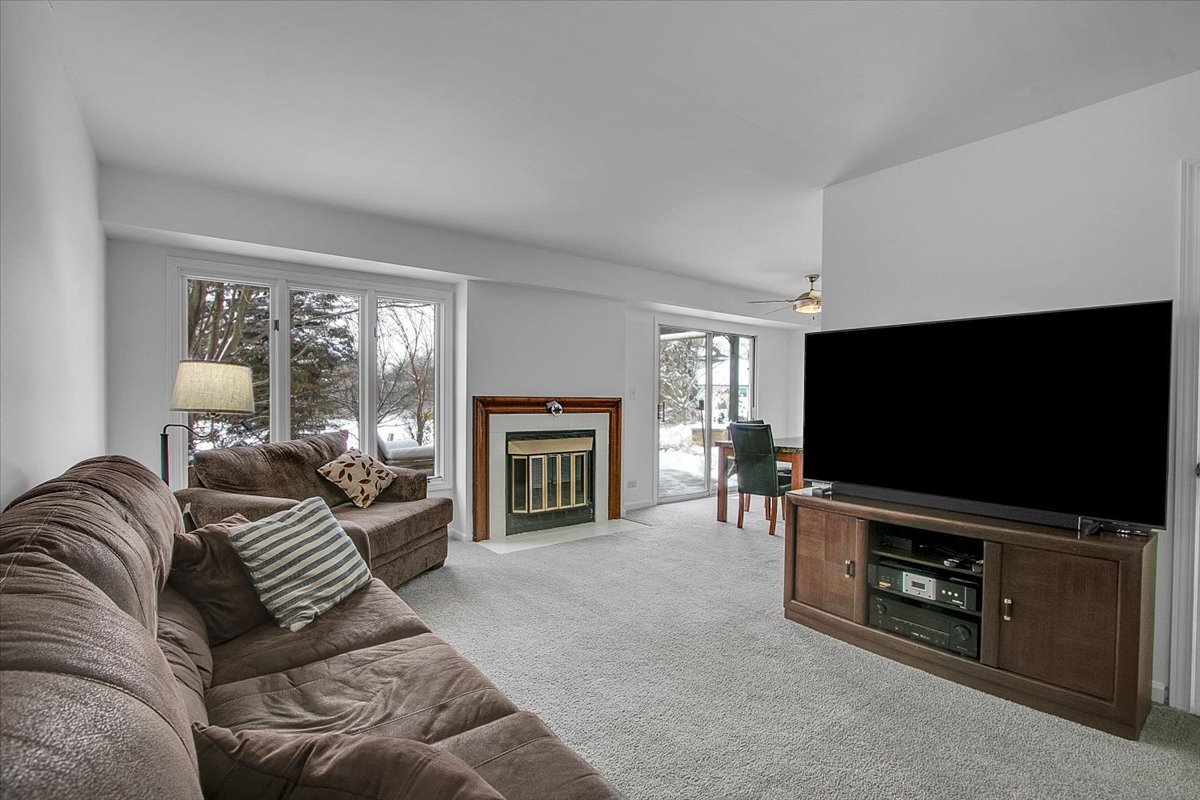 1537 LIGHTHOUSE Drive, Naperville, IL 60565