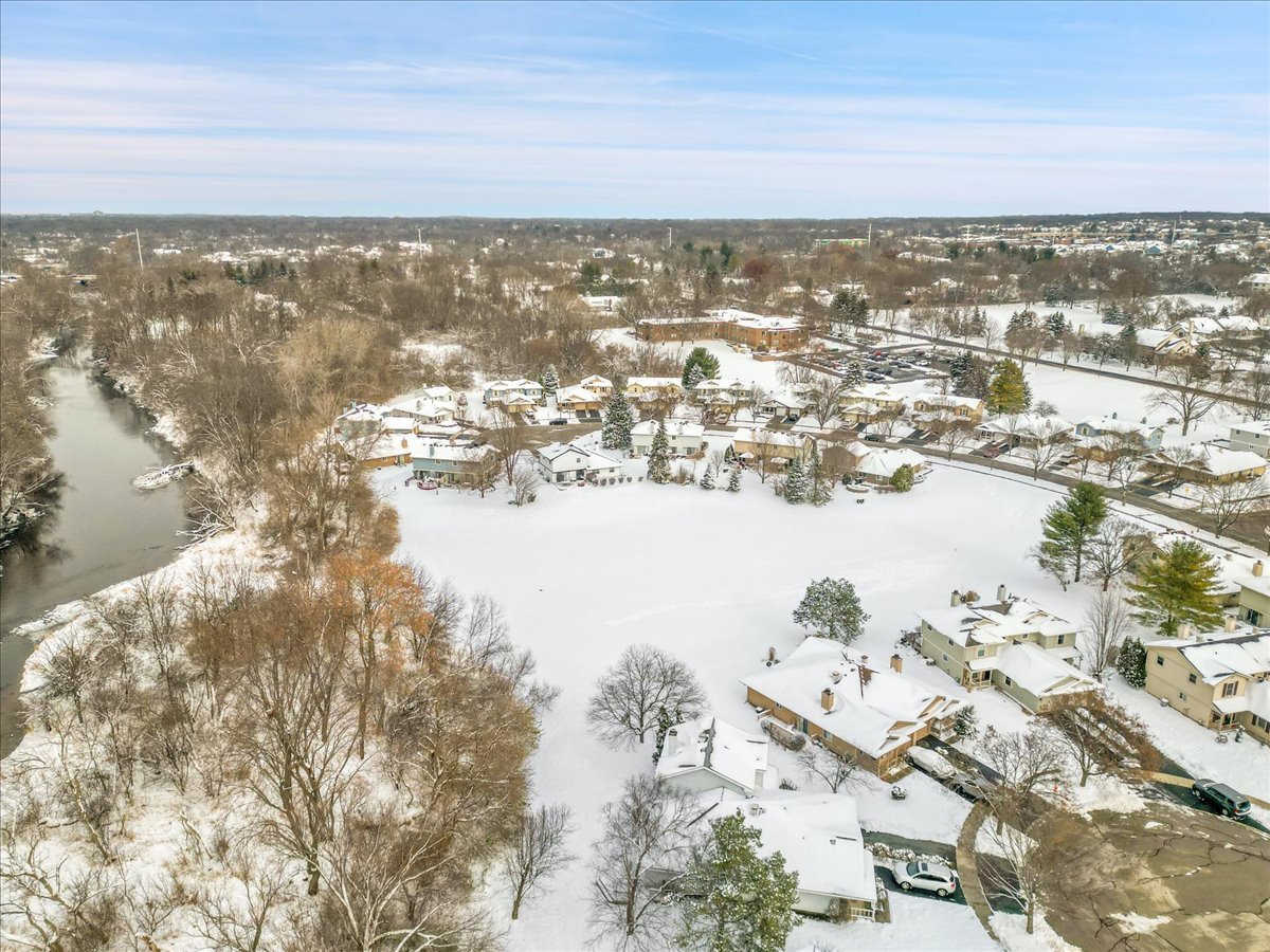 1537 LIGHTHOUSE Drive, Naperville, IL 60565