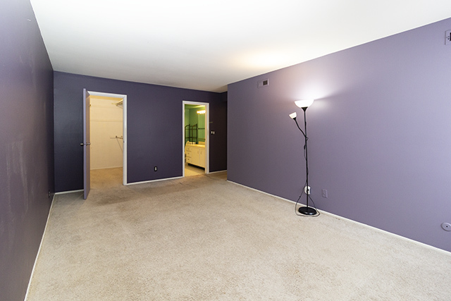 633 Cress Creek Lane #1, Crystal Lake, IL 60014