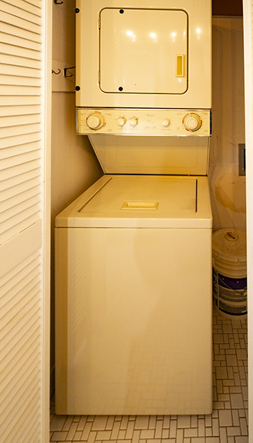 633 Cress Creek Lane #1, Crystal Lake, IL 60014