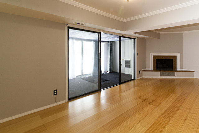 633 Cress Creek Lane #1, Crystal Lake, IL 60014