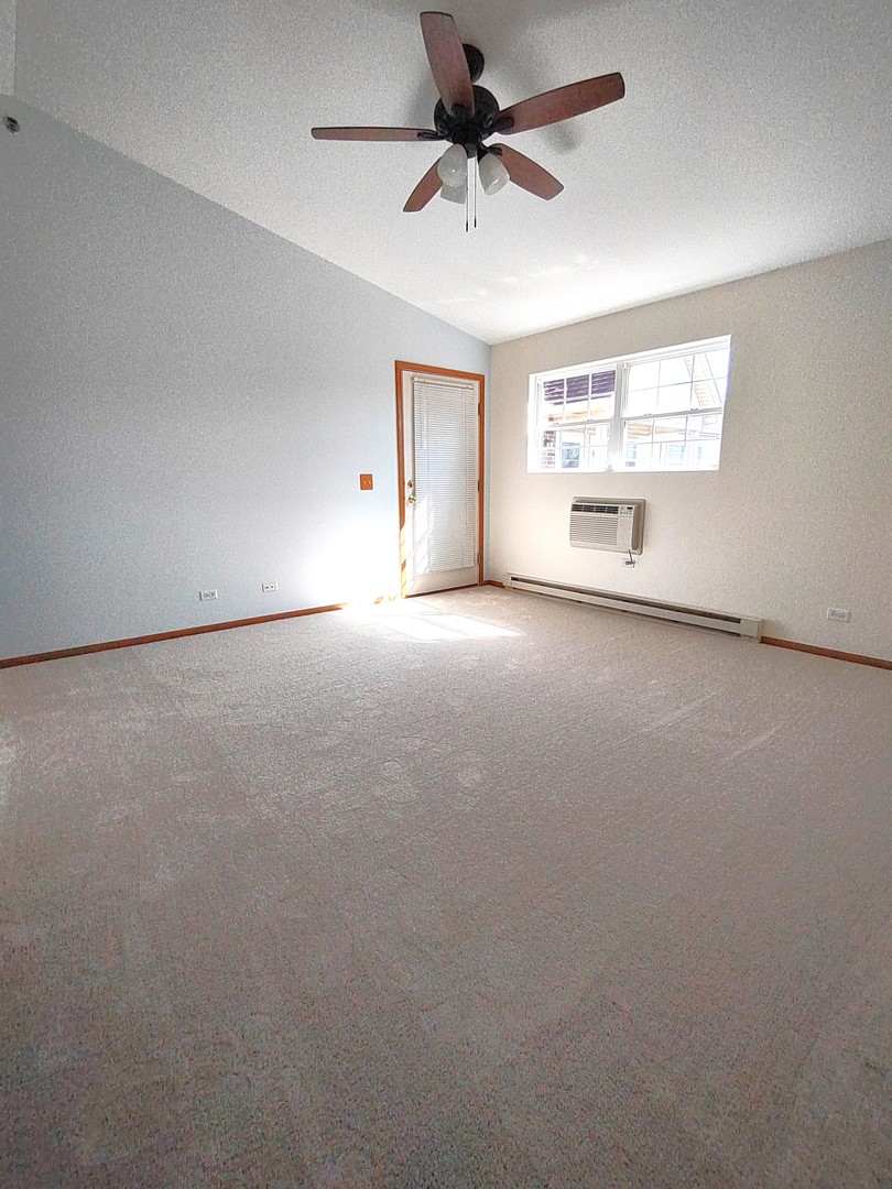 430 CUNAT Boulevard #3G, Richmond, IL 60071