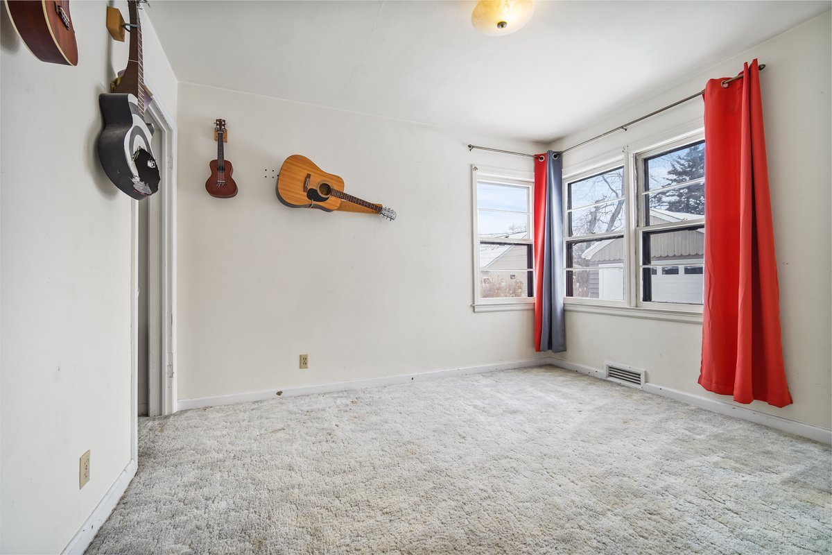 819 Maple Avenue, Minonk, IL 61760