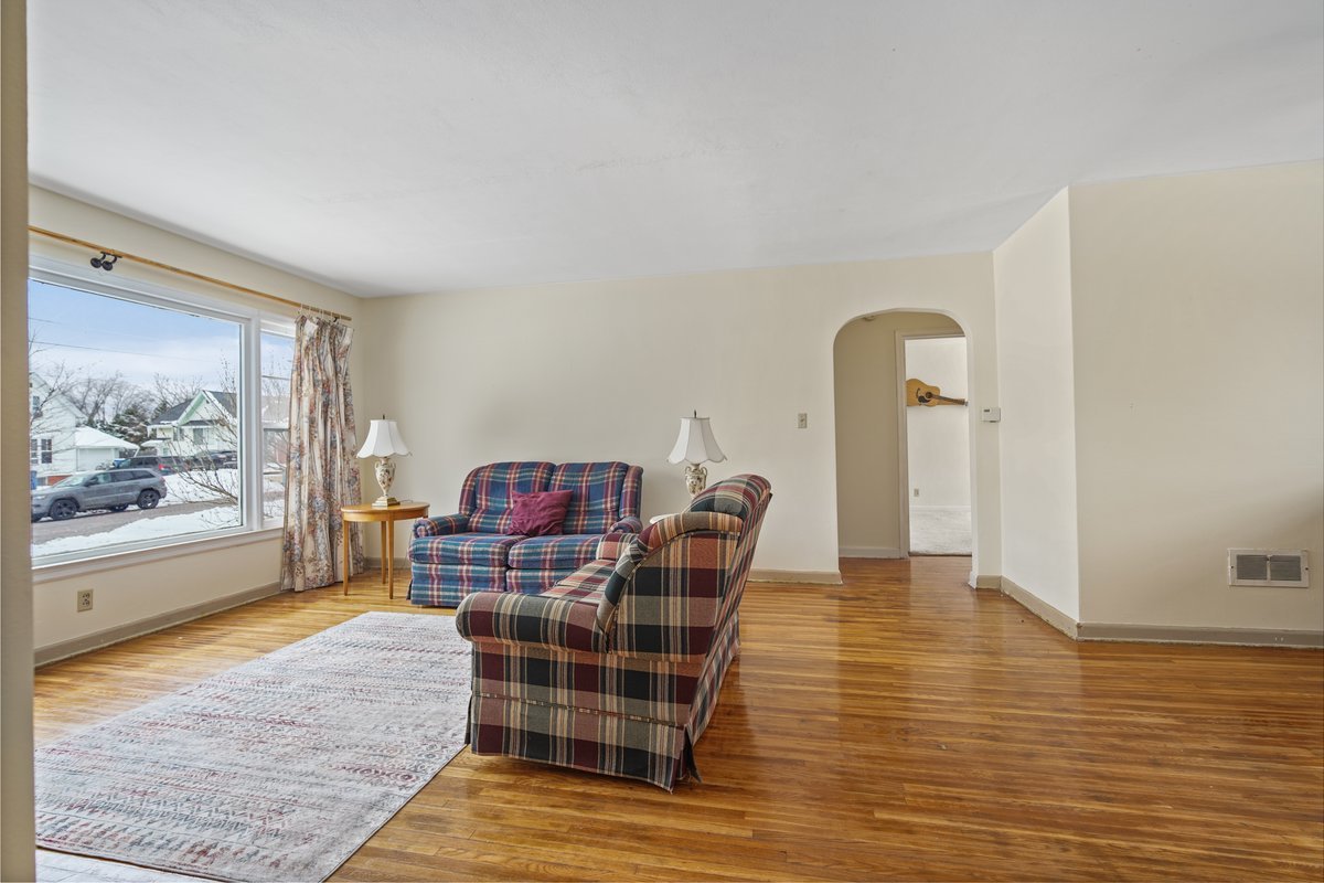 819 Maple Avenue, Minonk, IL 61760