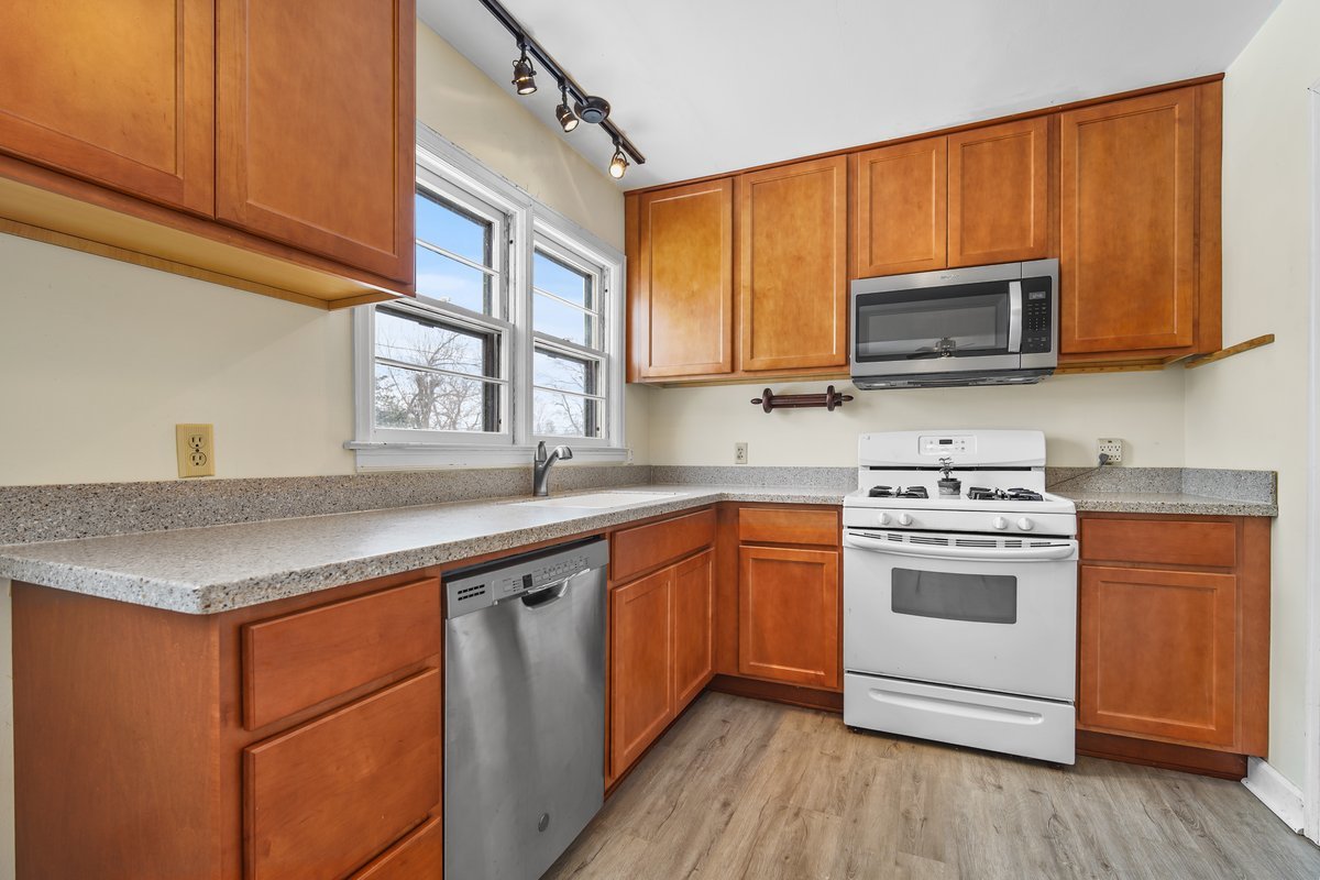 819 Maple Avenue, Minonk, IL 61760