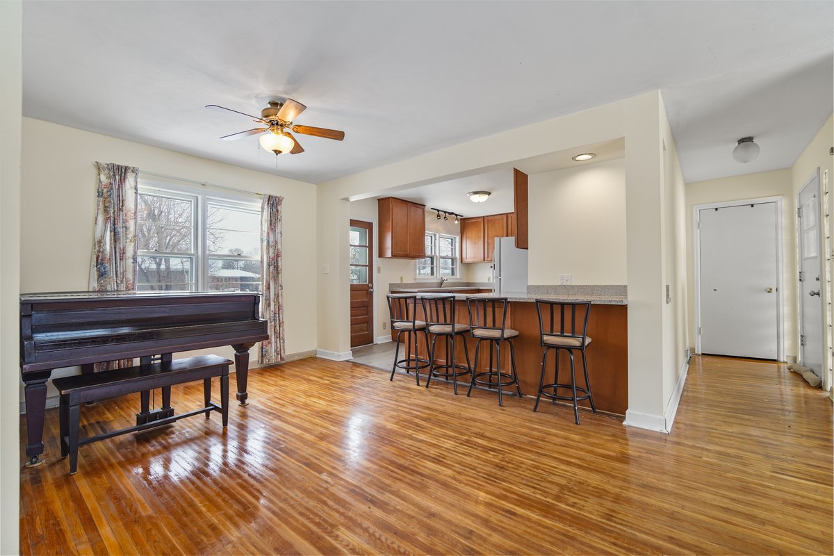 819 Maple Avenue, Minonk, IL 61760