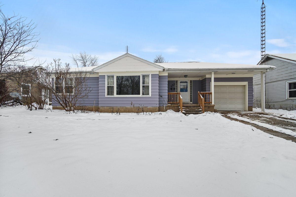 819 Maple Avenue, Minonk, IL 61760