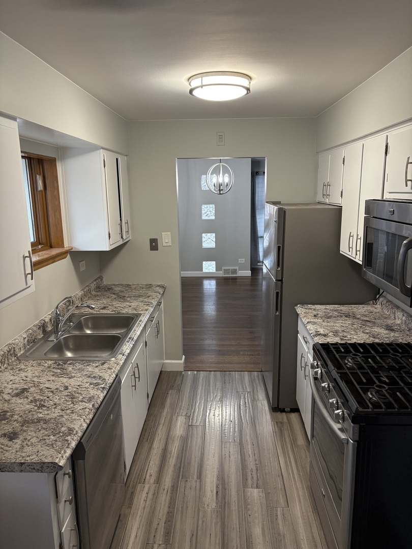 9128 Birch Avenue, Morton Grove, IL 60053