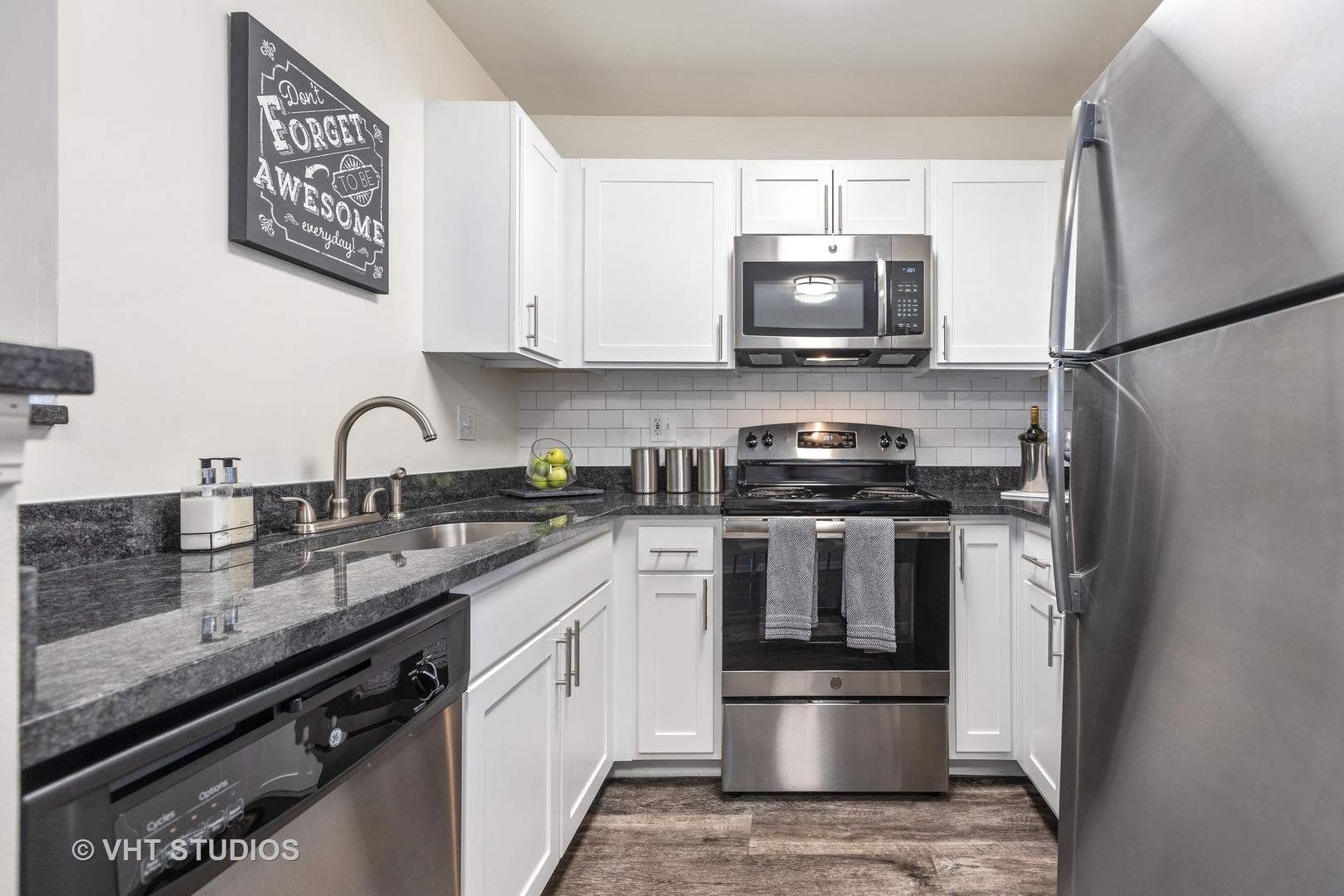 358 Haydn Court #358, Wheaton, IL 60189