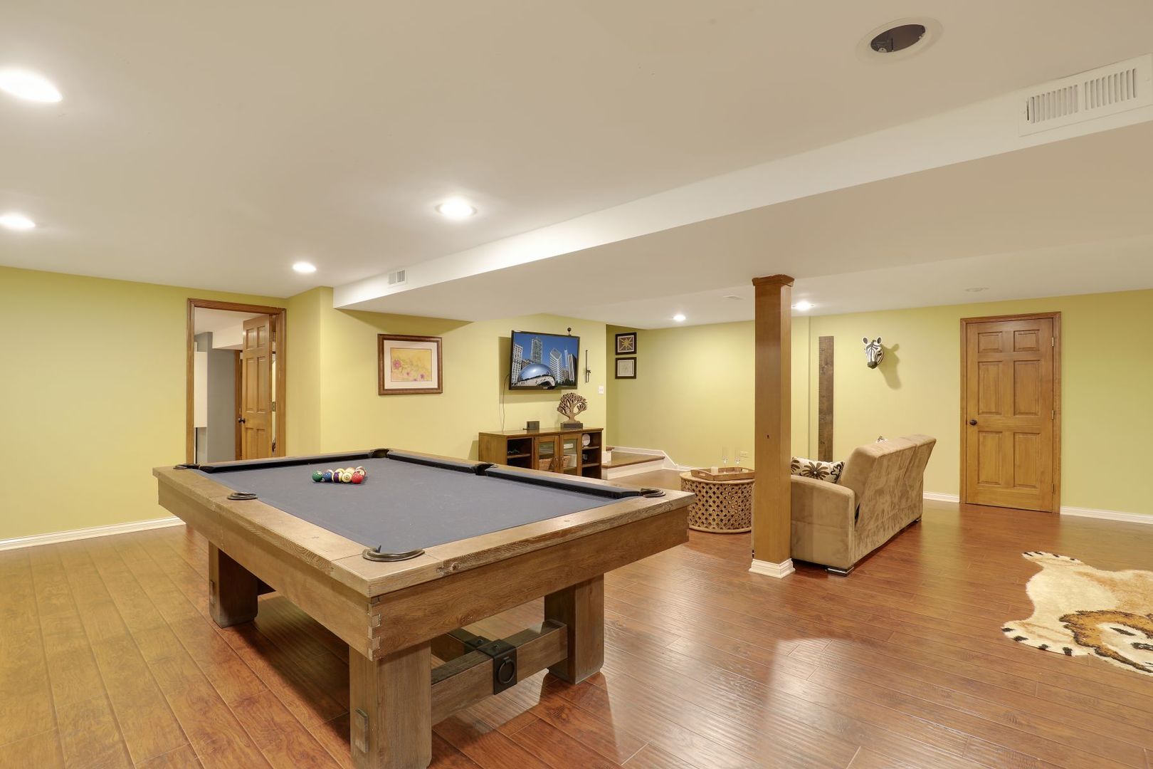 11400 Burr Oak Lane, Burr Ridge, IL 60527