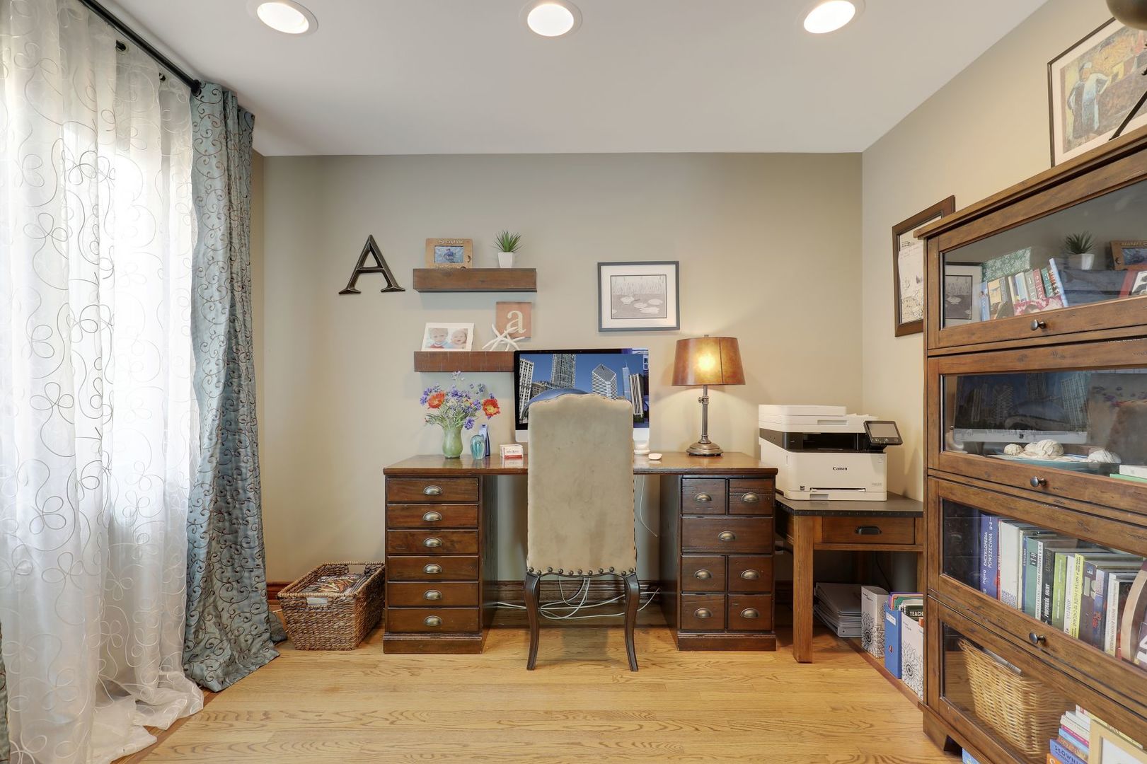 11400 Burr Oak Lane, Burr Ridge, IL 60527