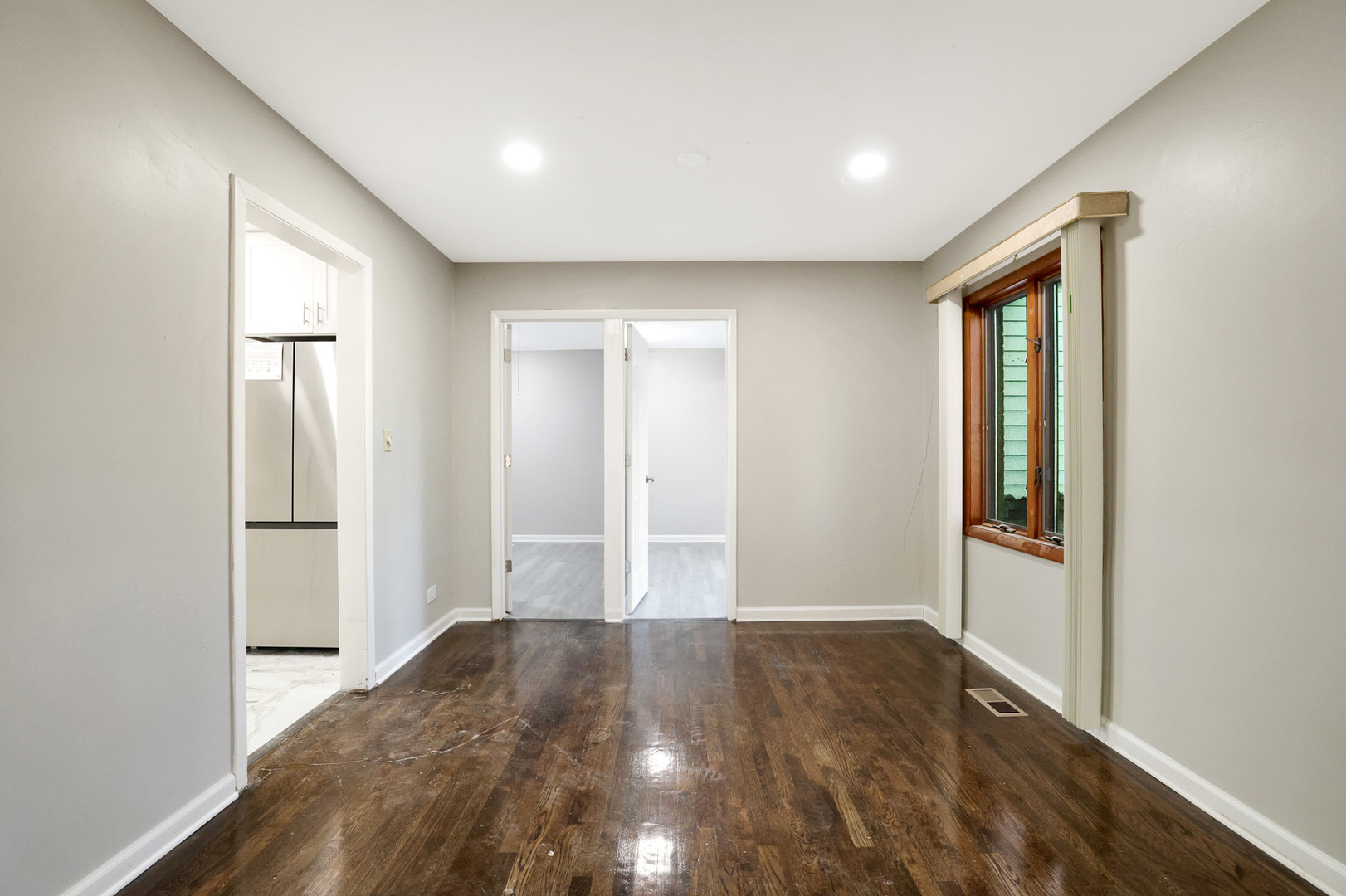 75 Carthage Lane, Hoffman Estates, IL 60169