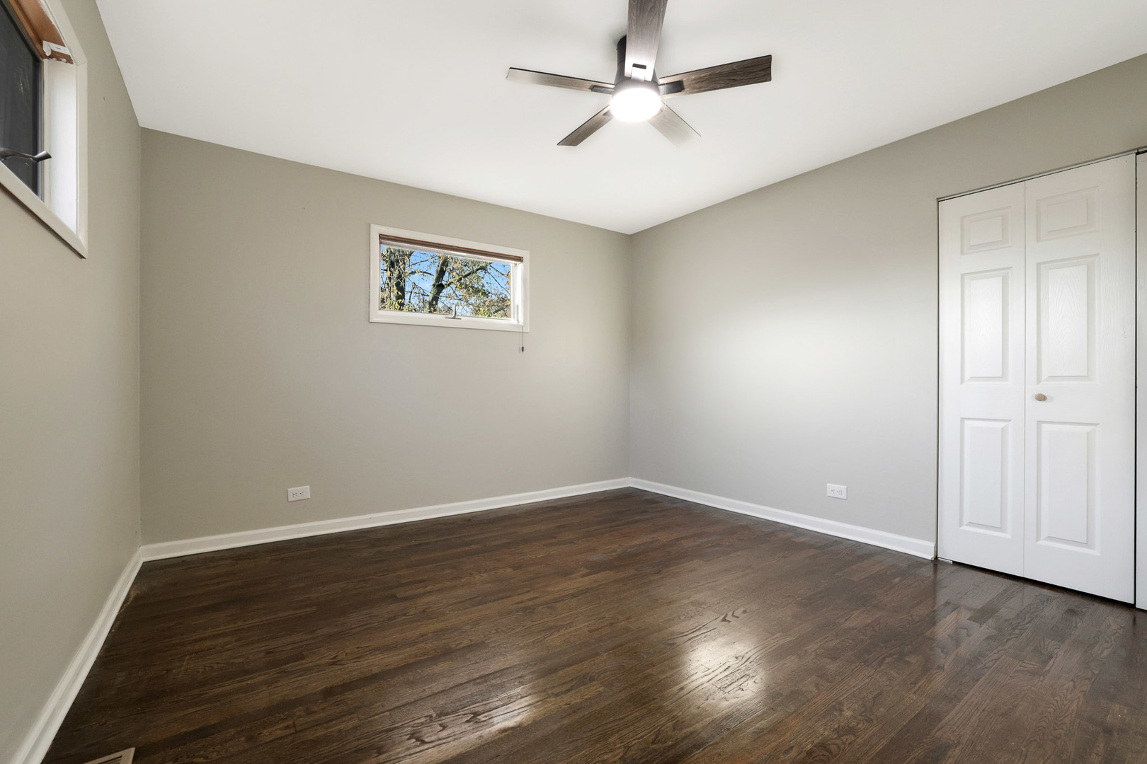 75 Carthage Lane, Hoffman Estates, IL 60169