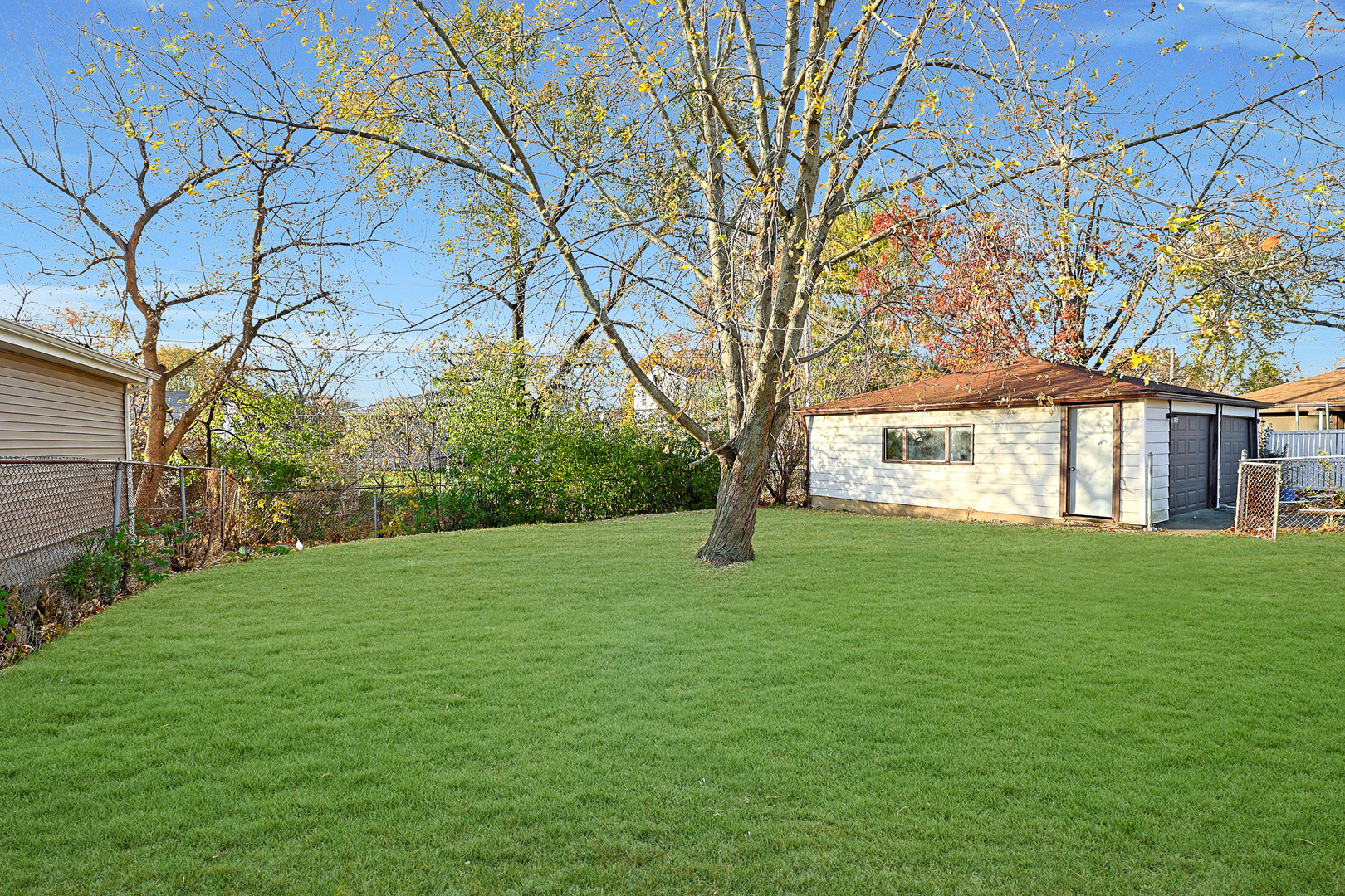 75 Carthage Lane, Hoffman Estates, IL 60169