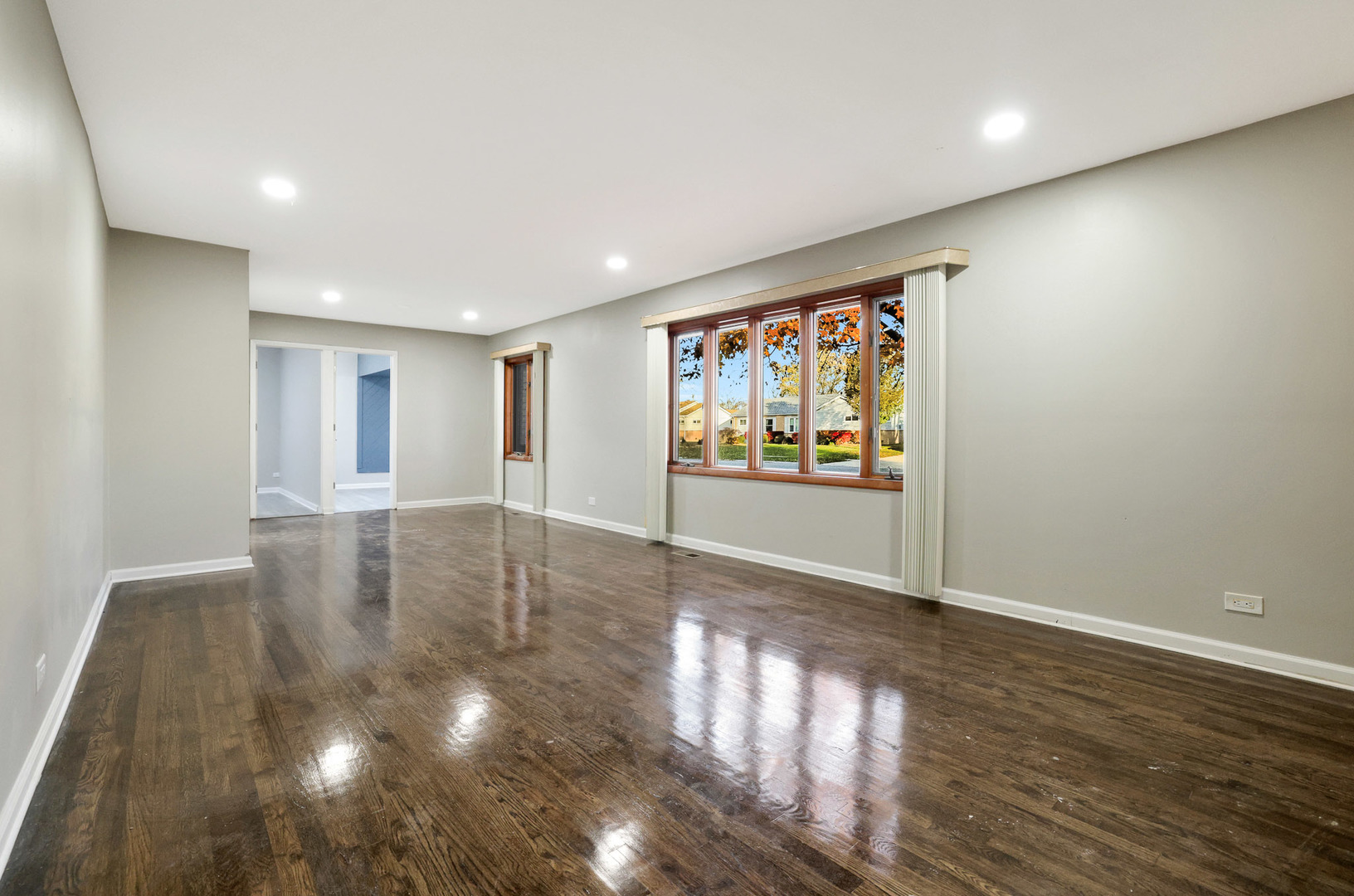 75 Carthage Lane, Hoffman Estates, IL 60169