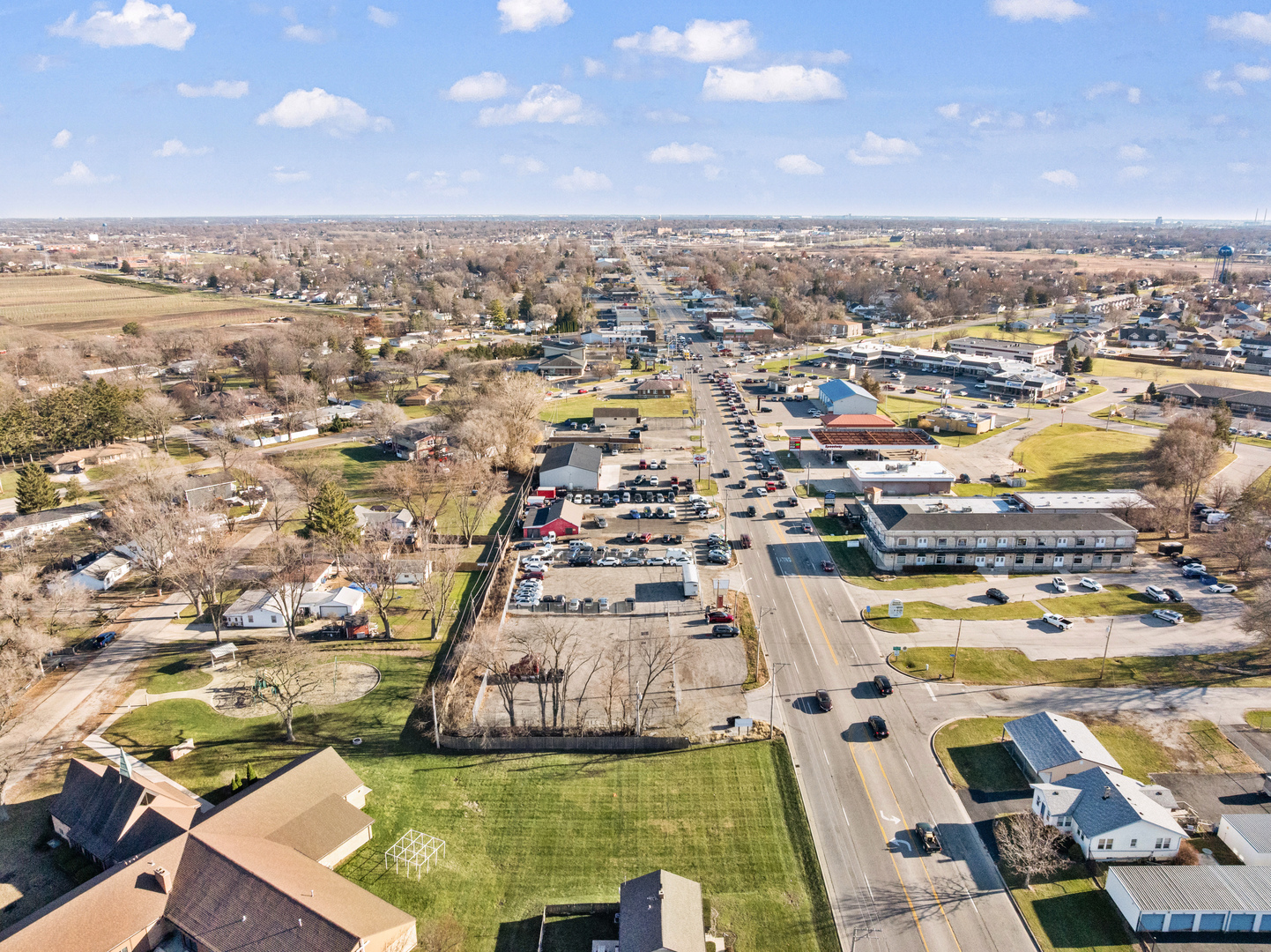 2427 Plainfield Road, Crest Hill, IL 60435