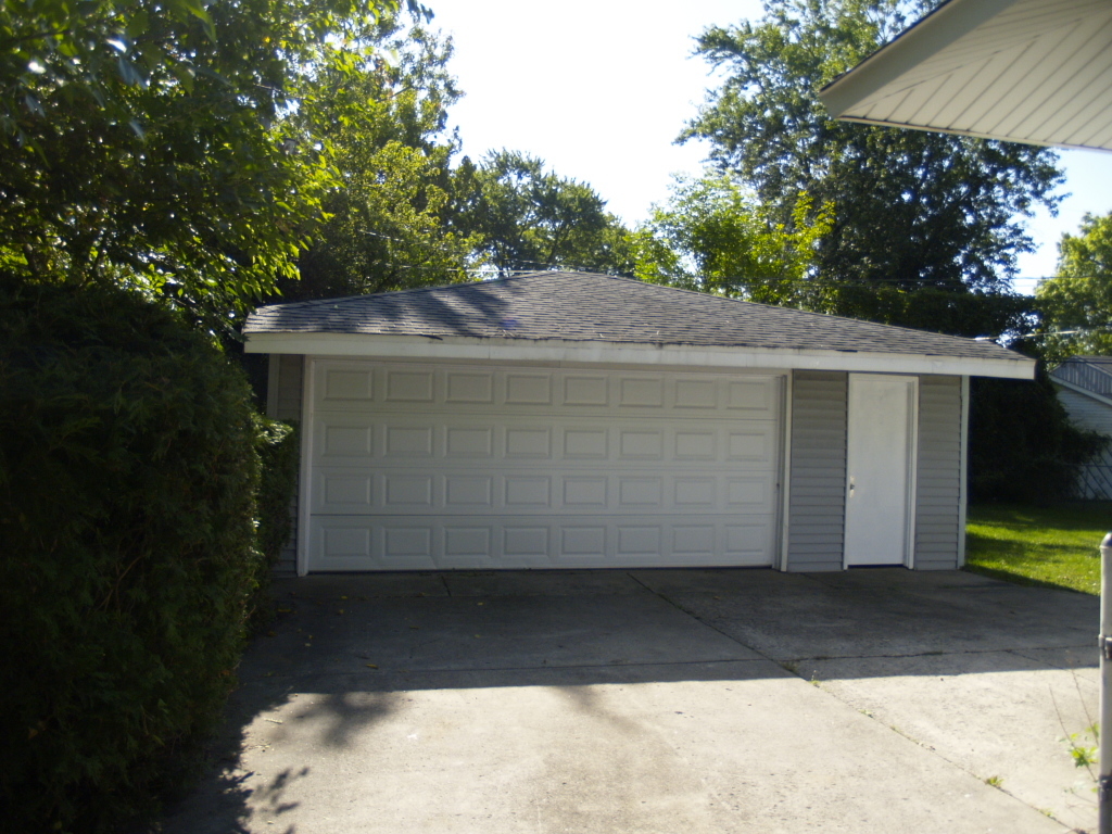 22431 STRASSBURG Avenue, Sauk Village, IL 60411