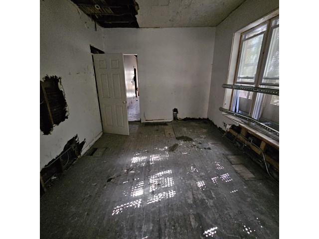 925 S Springfield Avenue, Chicago, IL 60624