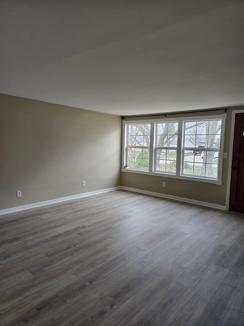 426 W Arlington Lane, Crete, IL 60417