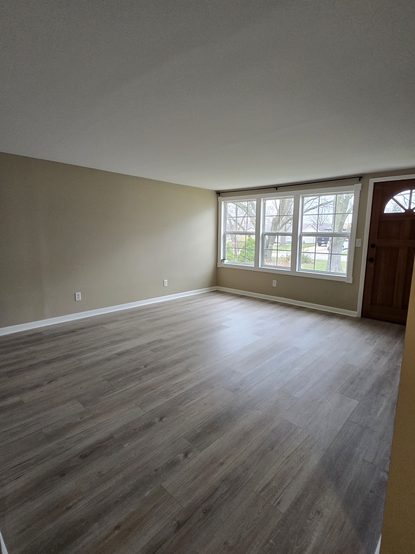 426 W Arlington Lane, Crete, IL 60417