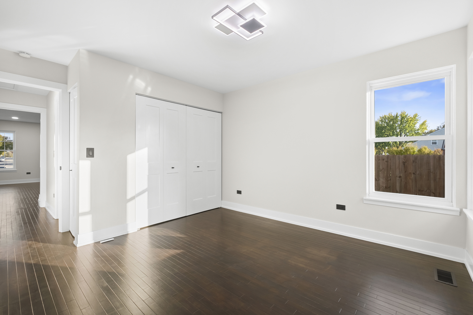 531 Lasalle Lane, Buffalo Grove, IL 60089