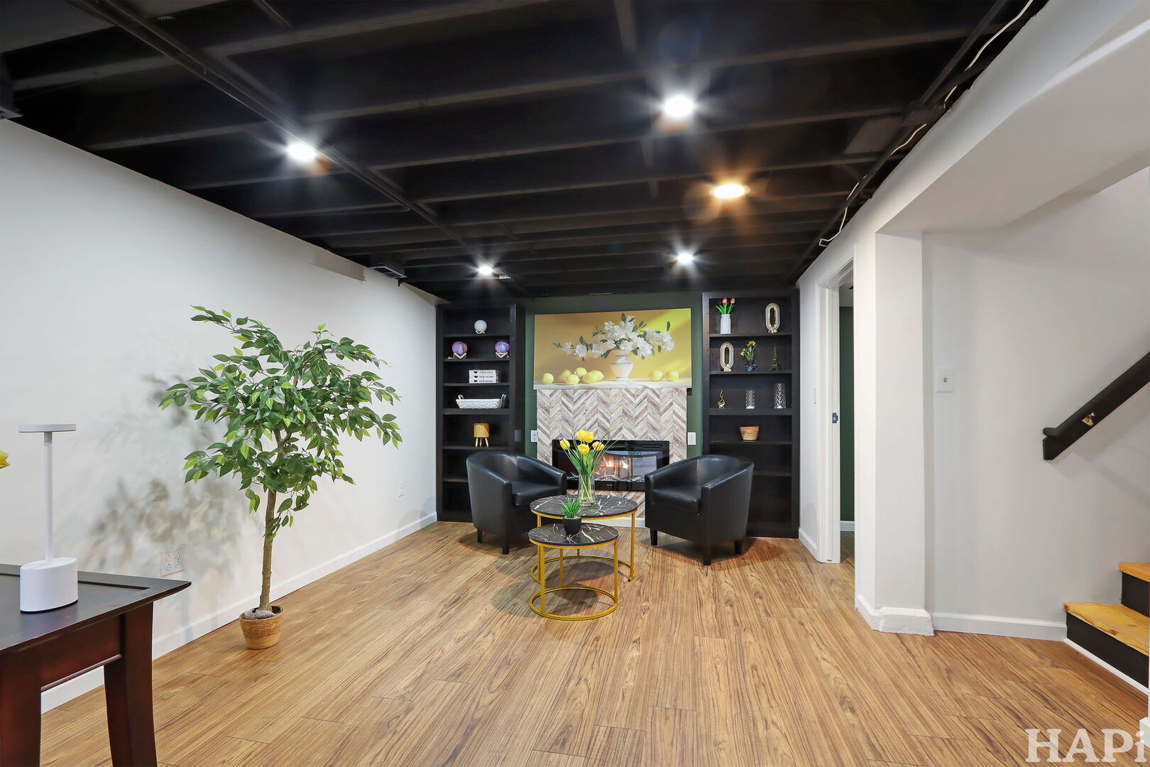 2440 W Cheyenne Road, Waukegan, IL 60087