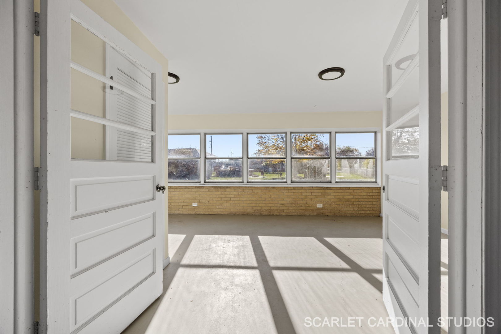 13 W Monterey Avenue, Schaumburg, IL 60193