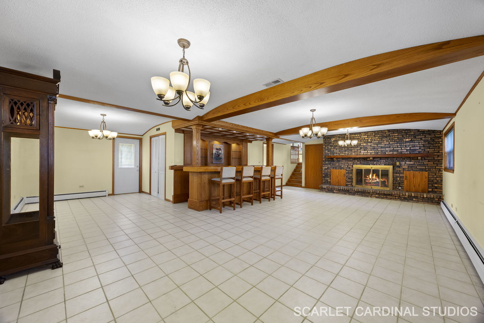 13 W Monterey Avenue, Schaumburg, IL 60193