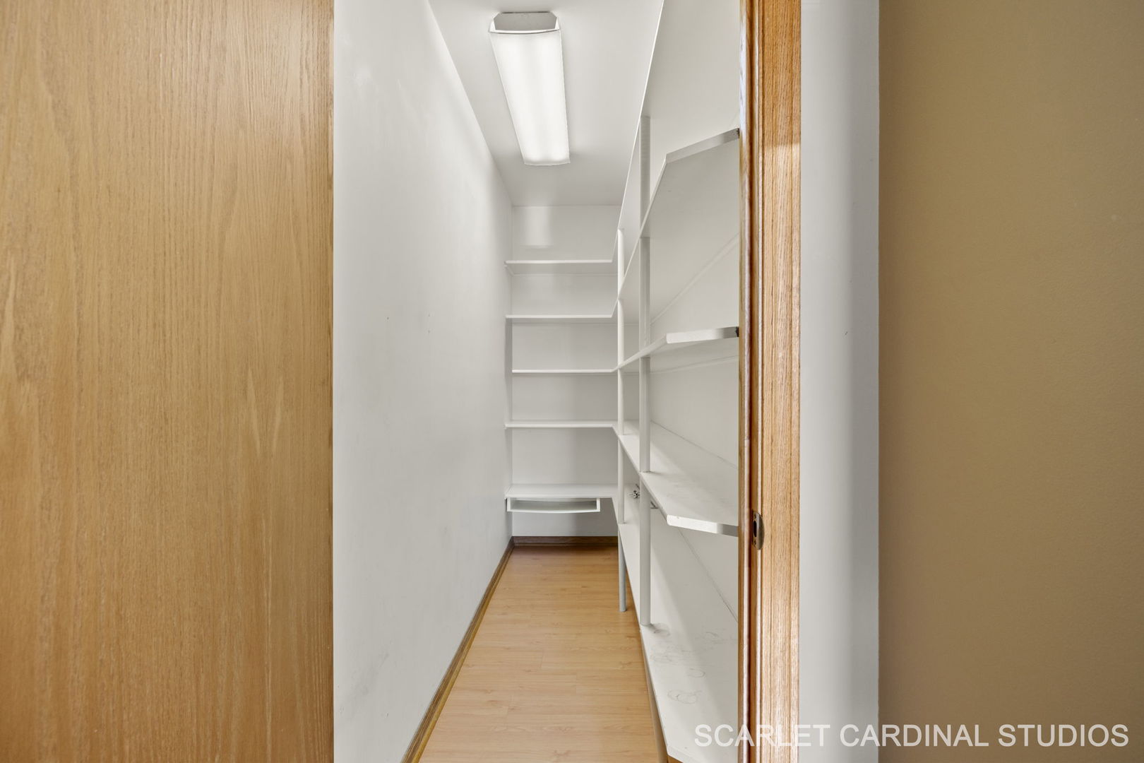 13 W Monterey Avenue, Schaumburg, IL 60193