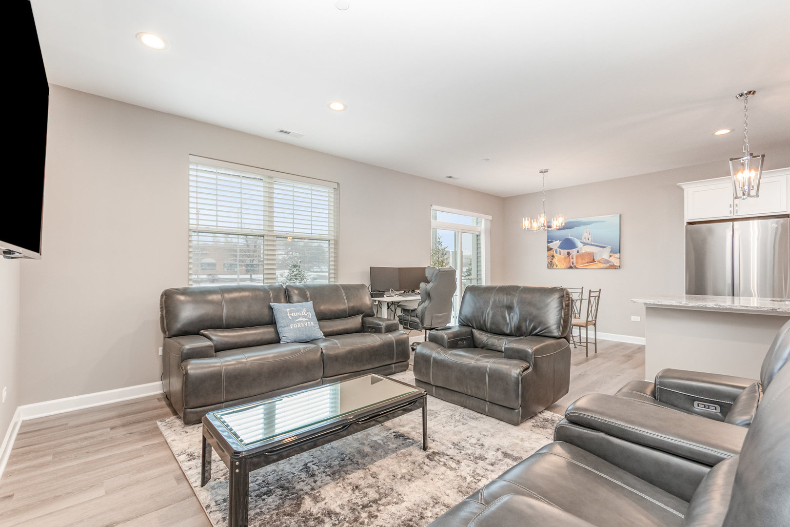 253 Masters Drive, Addison, IL 60101