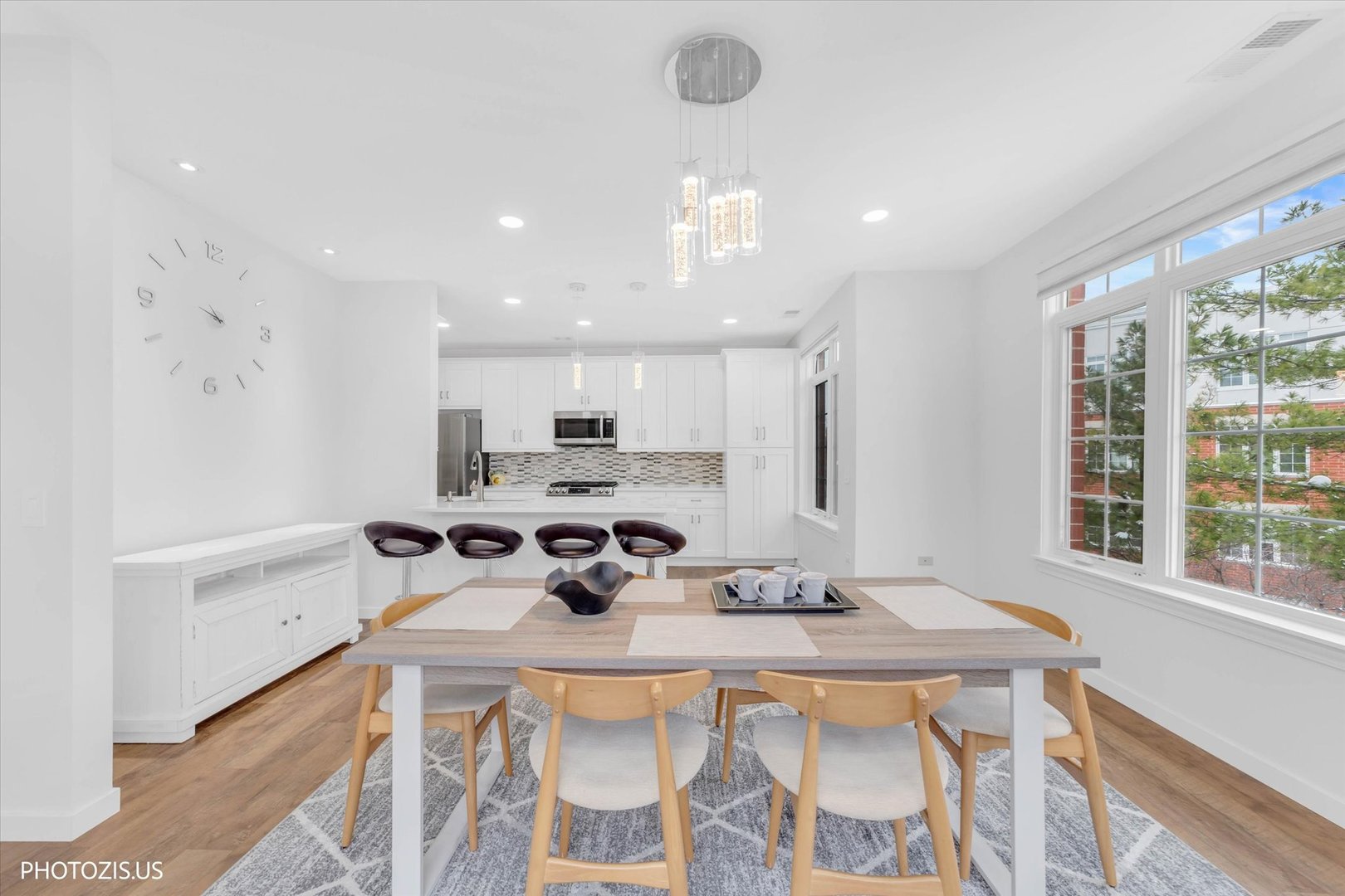 640 Mchenry Road #301, Wheeling, IL 60090