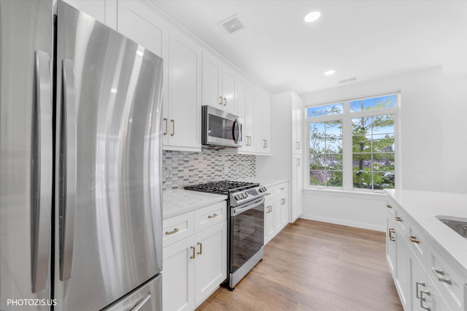 640 Mchenry Road #301, Wheeling, IL 60090