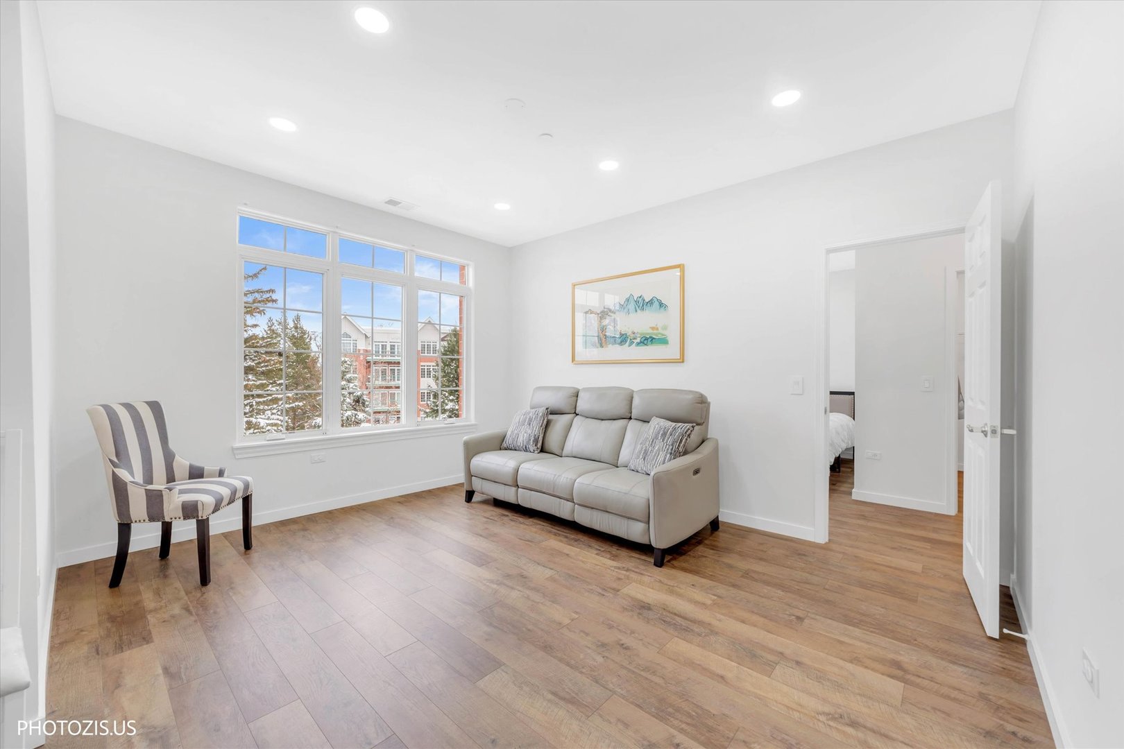 640 Mchenry Road #301, Wheeling, IL 60090