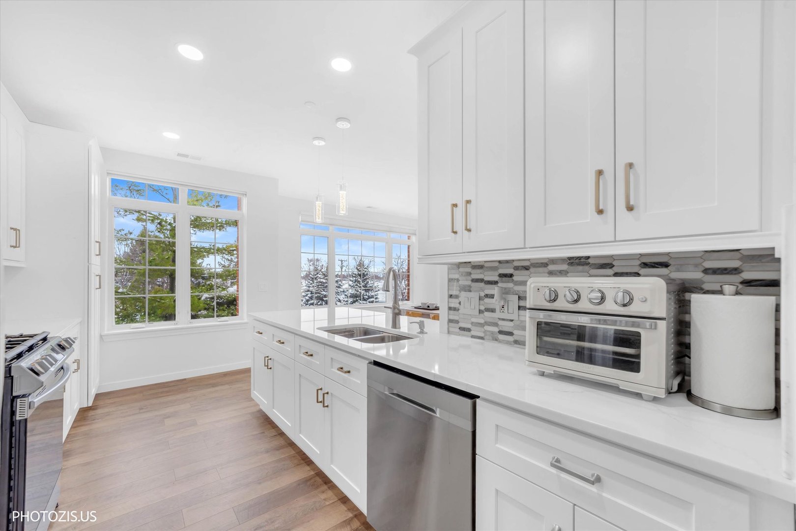 640 Mchenry Road #301, Wheeling, IL 60090