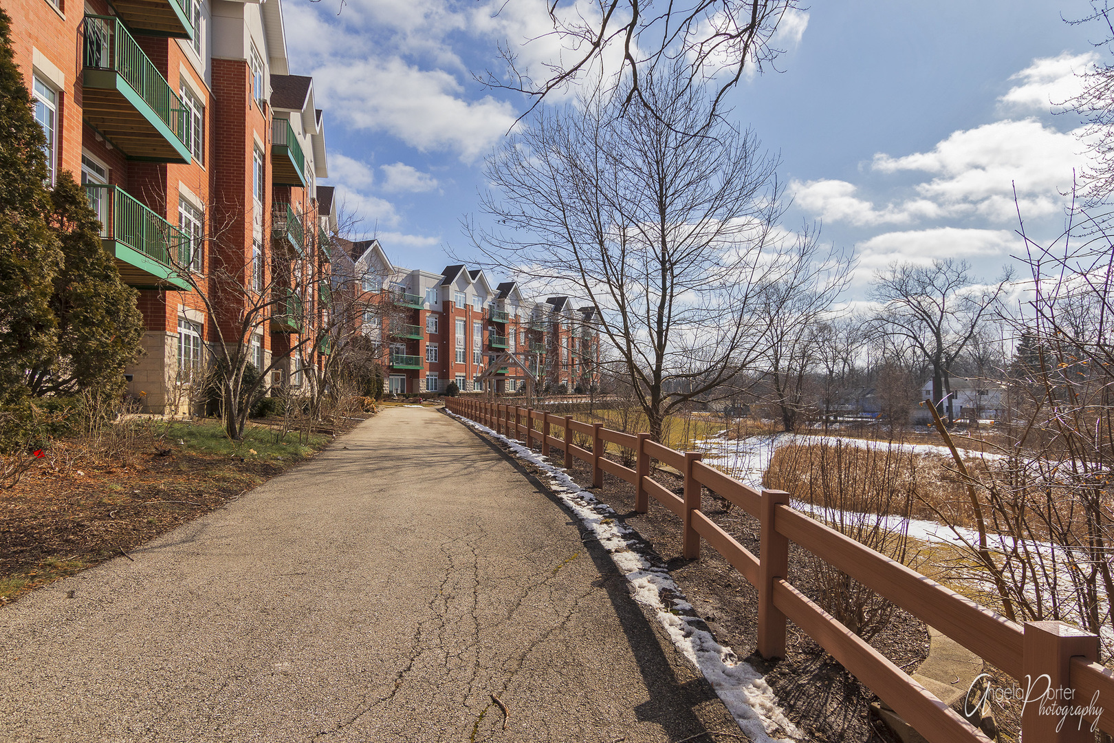 640 Mchenry Road #301, Wheeling, IL 60090