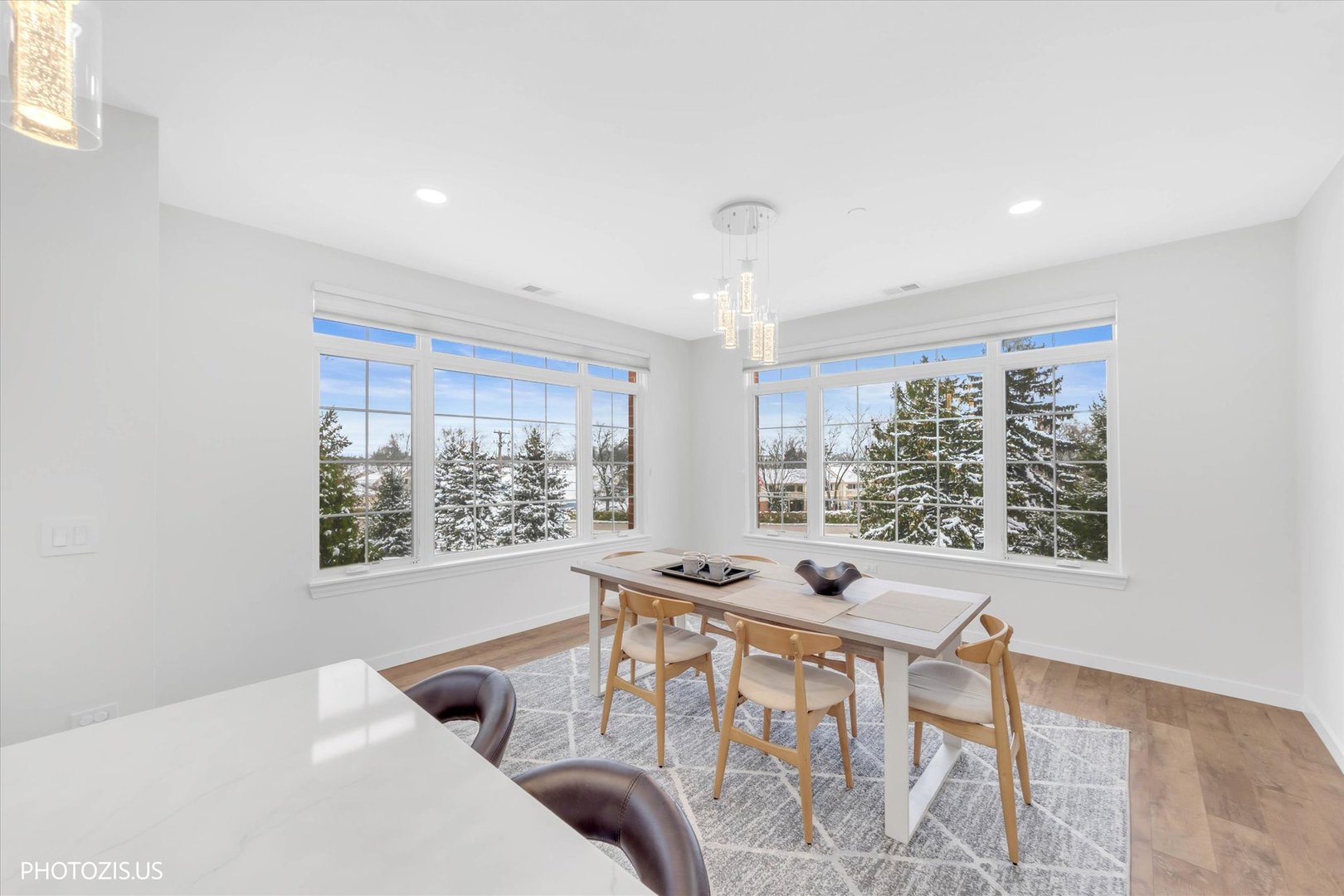 640 Mchenry Road #301, Wheeling, IL 60090