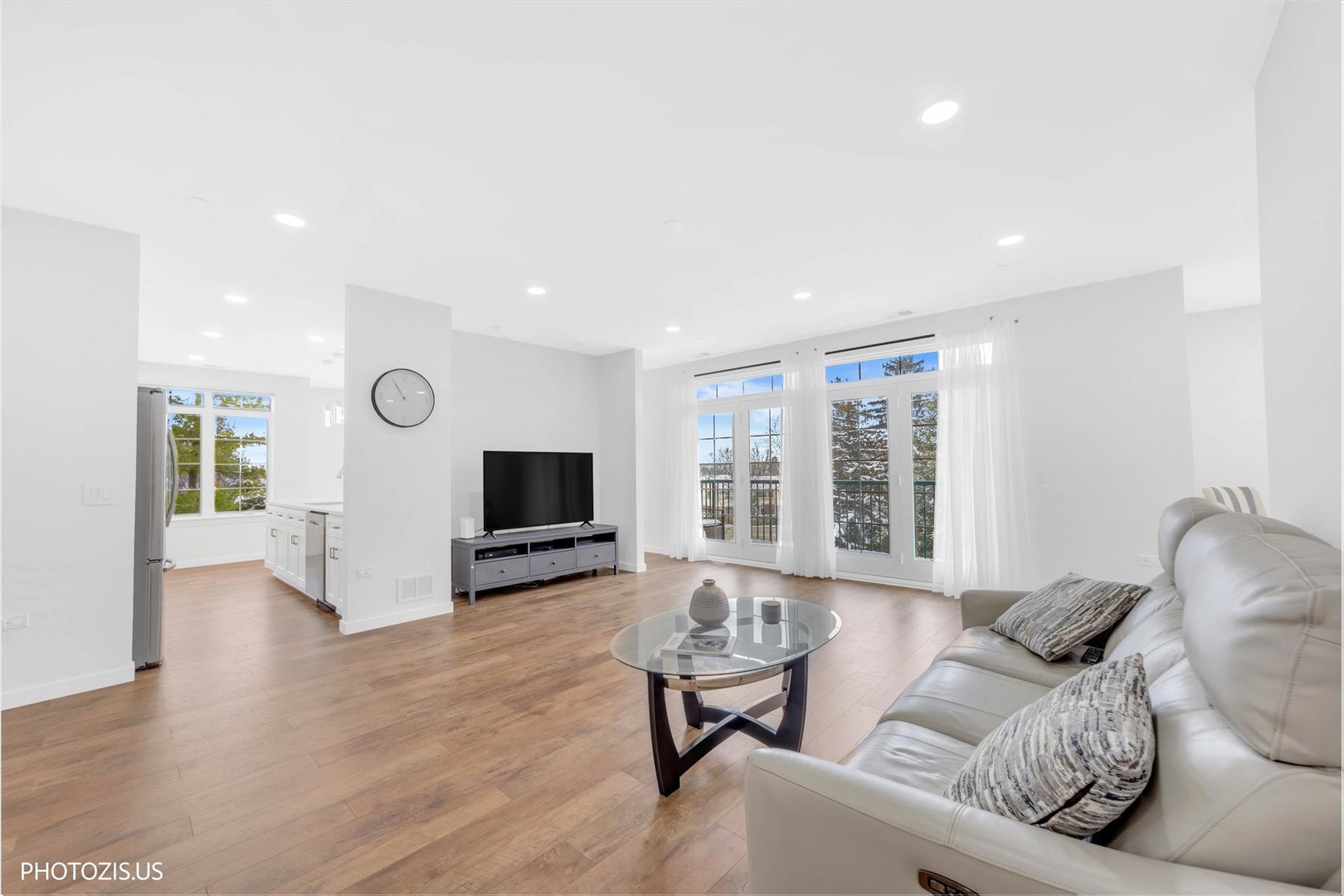 640 Mchenry Road #301, Wheeling, IL 60090